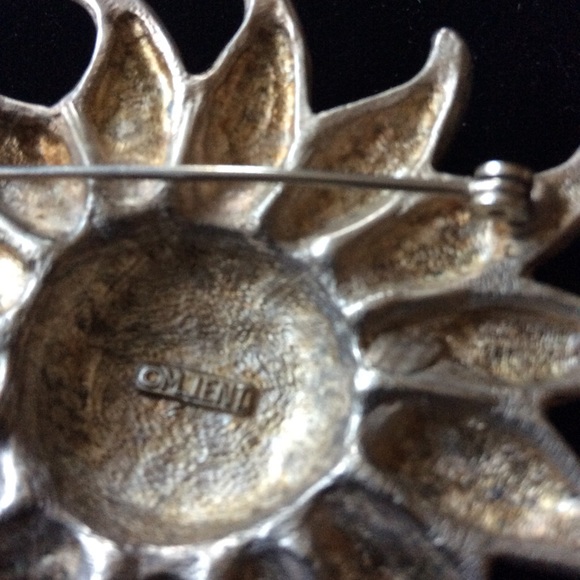 Vintage M.JENT Sunflower Brooch - Picture 5 of 7